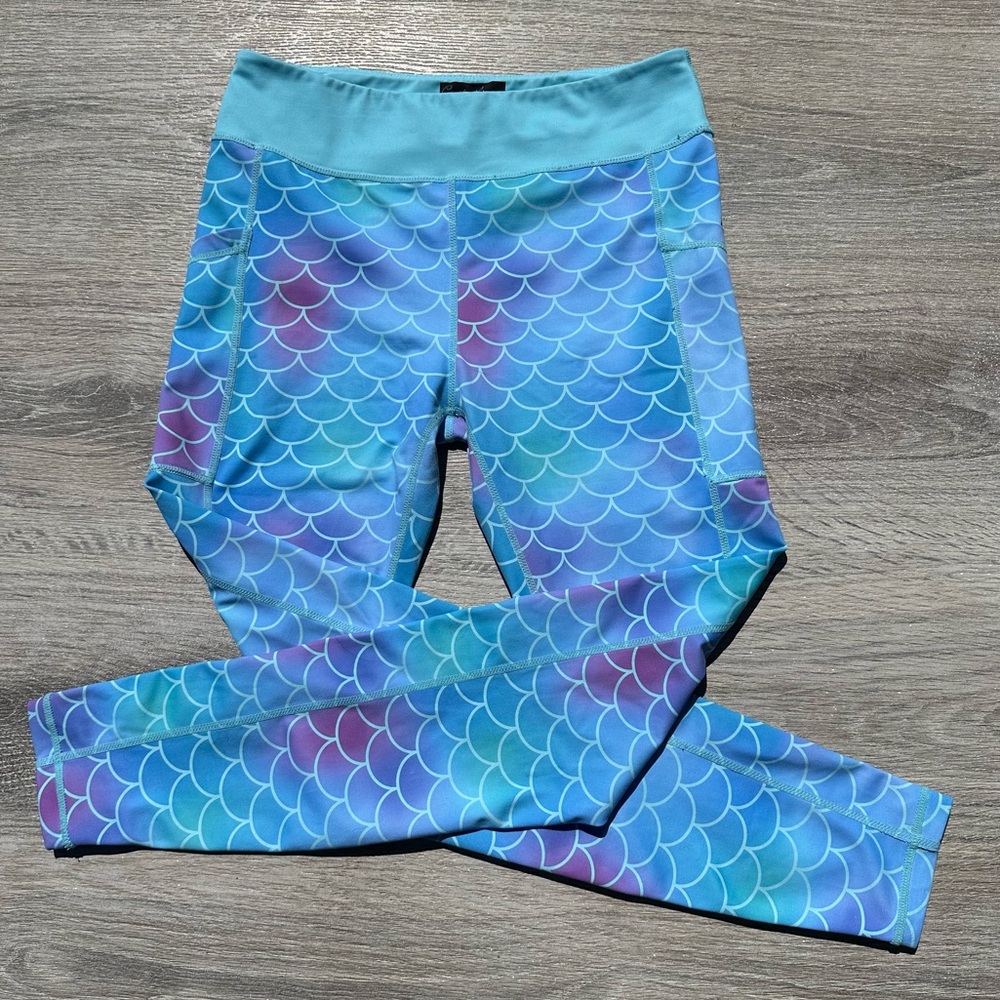 Constantly Varied Gear mermaid print leggings